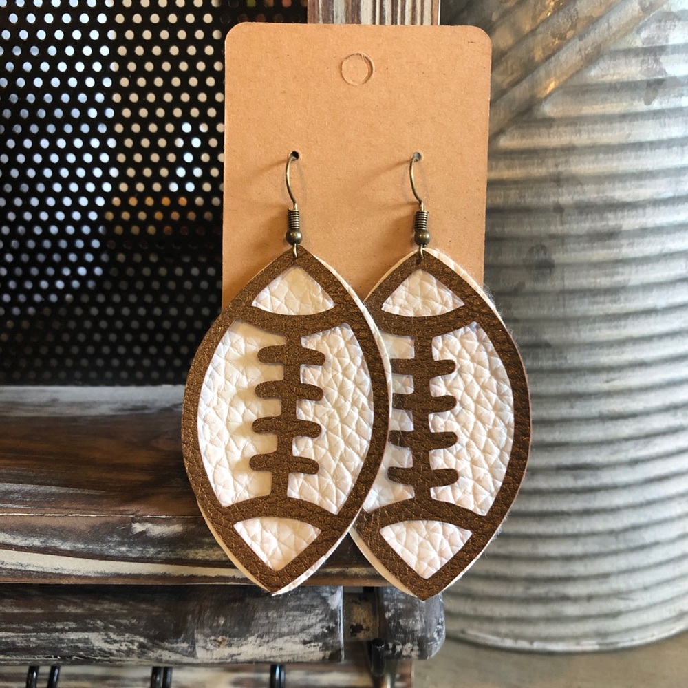 Leather earrings